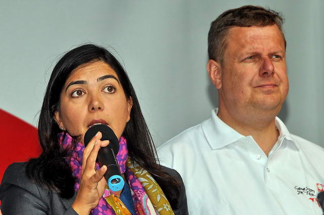 Zu_Tisch   078.jpg